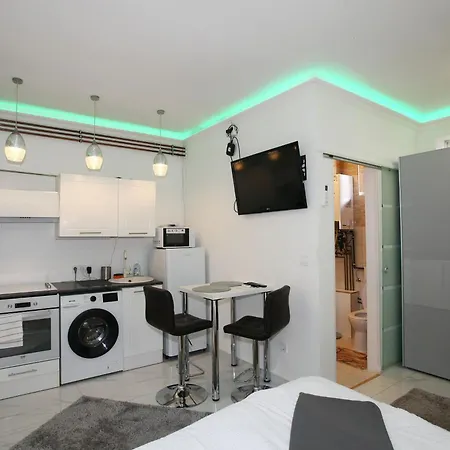 Hangjegy 아파트호텔 데브레첸