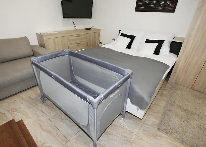 Hangjegy Aparthotel 3*