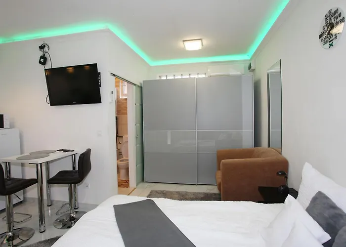Hangjegy Aparthotel 3*
