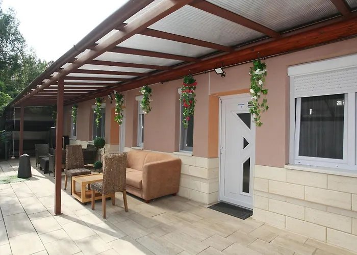 Aparthotel Hangjegy 3*